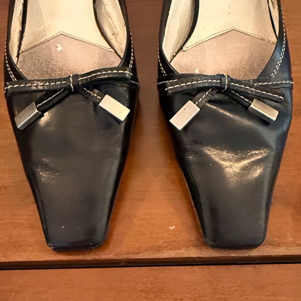 The Bandolino Mules with a kitten heel to wear with everything (9) - Picture 2 of 4